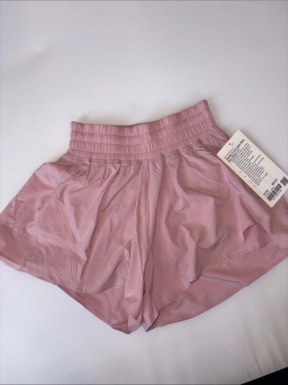 Women's LuLuLemon Shake It Out High-Rise Run Short 2.5”